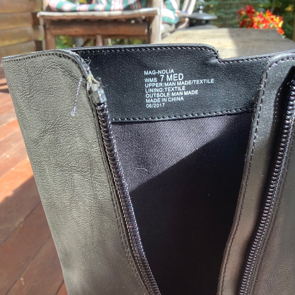 Kenneth Cole Reaction Wedge Heal tall fashion boots